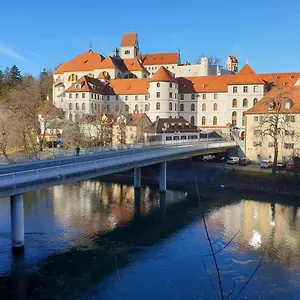 Viktoria Apartment Fussen